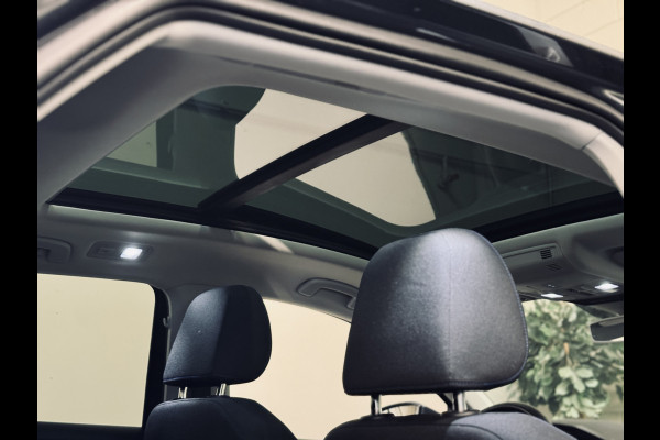 Volkswagen T-Roc 1.0 TSI United | 17" | Panorama | CarPlay