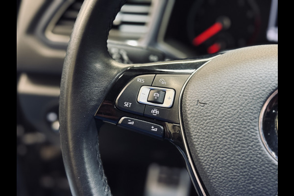 Volkswagen T-Roc 1.0 TSI United | 17" | Panorama | CarPlay
