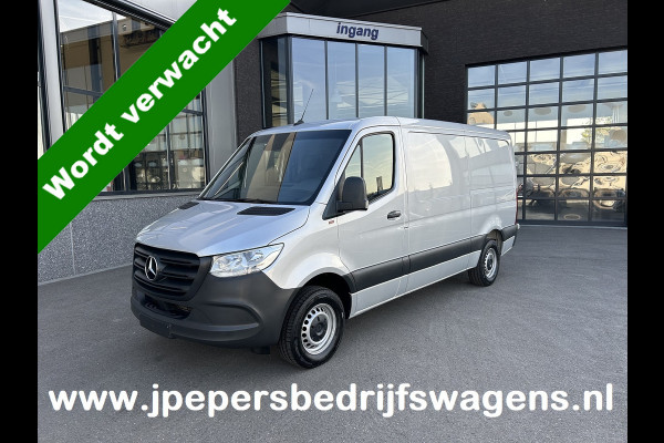 Mercedes-Benz Sprinter 315 CDI L2 H1 RWD / Trekhaak / MBUX / Camera / Carplay navigatie / Airco / 270 Graden achterdeuren
