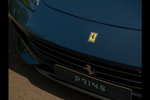 Ferrari GTC4 6.3 V12 Lusso | Atelier Car | Full spec! | Blu Ahrabian | Pano-dak | Lift | 360 cam | CarPlay