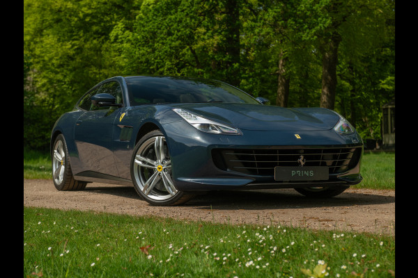 Ferrari GTC4 6.3 V12 Lusso | Atelier Car | Full spec! | Blu Ahrabian | Pano-dak | Lift | 360 cam | CarPlay