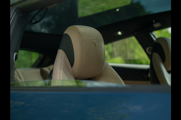 Ferrari GTC4 6.3 V12 Lusso | Atelier Car | Full spec! | Blu Ahrabian | Pano-dak | Lift | 360 cam | CarPlay