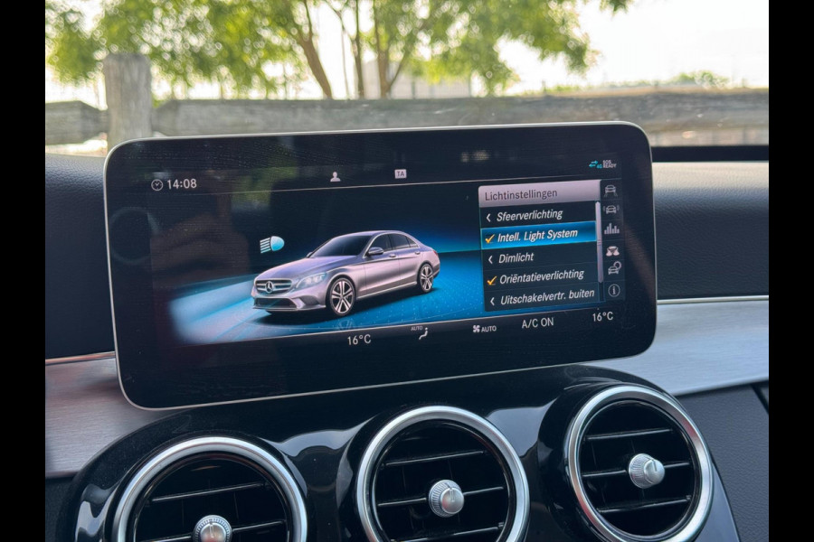 Mercedes-Benz C-Klasse 180 Business Solution Plus Upgr. Ed. | Panoramadak, Carplay/Android, Navi, Camera, Cruise, Climate |