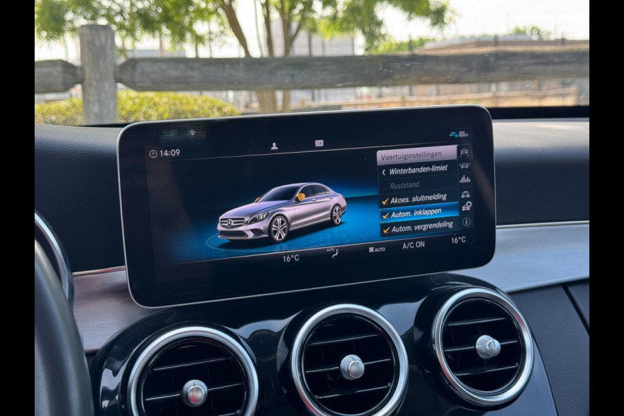 Mercedes-Benz C-Klasse 180 Business Solution Plus Upgr. Ed. | Panoramadak, Carplay/Android, Navi, Camera, Cruise, Climate |