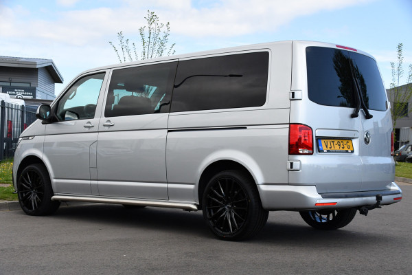 Volkswagen Transporter 2.0 TDI L2H1 30 DC Bulli Virtual, Adaptieve Cruise, Carplay, LED, Stoelverwarming, 199PK, Automaat, Sensoren, 2 x Schuifdeur, UNIEK!