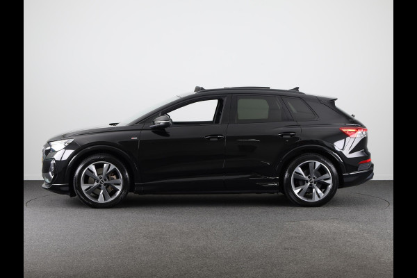 Audi Q4 e-tron 40 Launch edition S Competition 77 kWh 204pk | Panoramadak | Head-up Display | Navigatie | Stoelverwarming