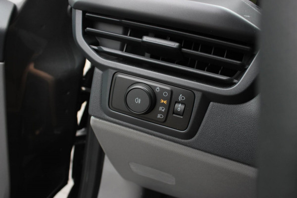 Ford Transit Custom 2024 BPM VRIJ / KUIPSTOELEN / NAVIGATIE / UNIEK / GREY / APPLE CARPLAY / FULL / DIRECT RIJDEN / FULL BLACK