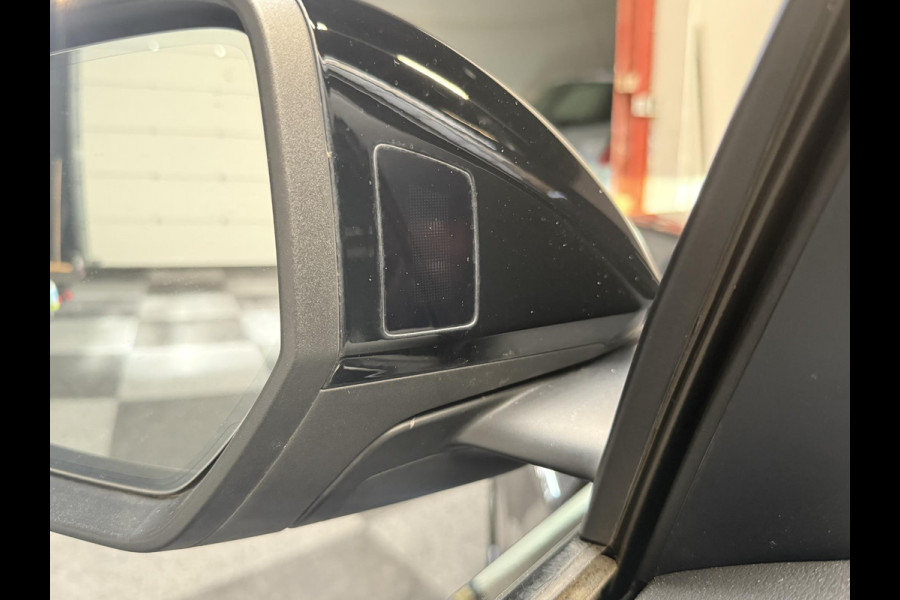 Audi Q8 60 TFSI e quattro Competition | B&O 3D | RS Stoelen | Pano