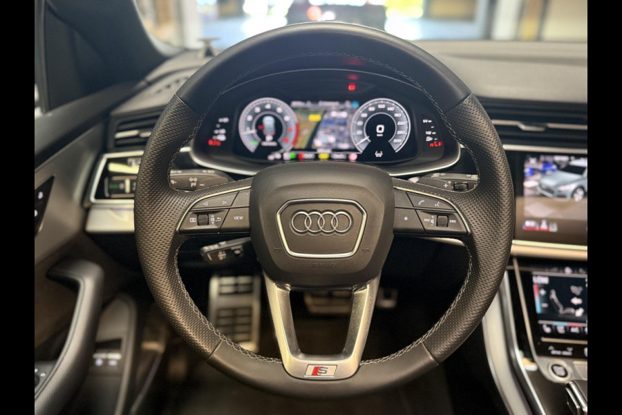 Audi Q8 60 TFSI e quattro Competition | B&O 3D | RS Stoelen | Pano