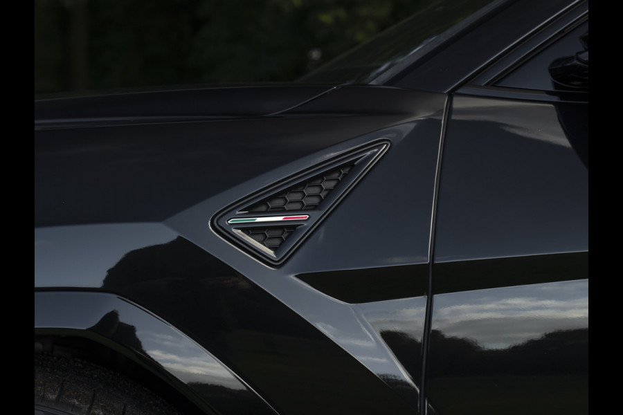 Lamborghini Urus 4.0 V8 | Full option! | B&O | 2e eig | Rear Seat Entertainment | Carbon interieur | NL-auto