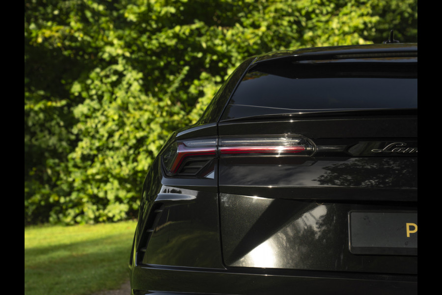 Lamborghini Urus 4.0 V8 | Full option! | B&O | 2e eig | Rear Seat Entertainment | Carbon interieur | NL-auto