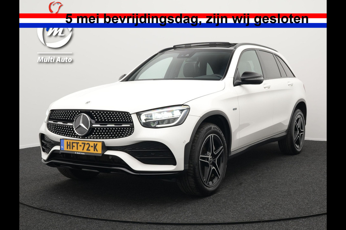 Mercedes-Benz GLC 300e 4MATIC AMG Night Plug in Hybrid 320pk | PHEV | Panodak | Trekhaak af Fabriek | Carplay | Navi | Camera | Spraakbediening | DAB | Stoelverwarming | Cruise Control | Mercedes-Benz GLC 300e 4MATIC AMG Night Plug in Hybrid 320pk | PHEV | Panodak | Trekhaak af Fabriek | Carplay | Navi | Camera | Spraakbediening | DAB | Stoelverwarming | Cruise Control |