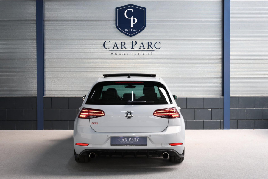 Volkswagen Golf 2.0 TSI GTI Performance 245+PK LED/VIRTUAL/PANO/ALCANTARA+S.VERWARMING/19" LMV/CAM/LINE/ACC/ECC/12 MDN GARANTIE!