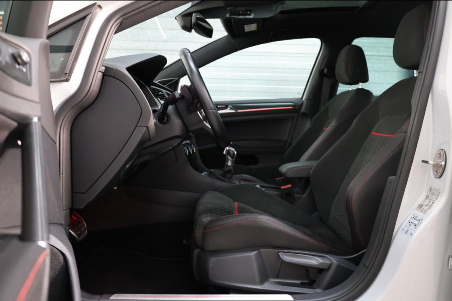 Volkswagen Golf 2.0 TSI GTI Performance 245+PK LED/VIRTUAL/PANO/ALCANTARA+S.VERWARMING/19" LMV/CAM/LINE/ACC/ECC/12 MDN GARANTIE!