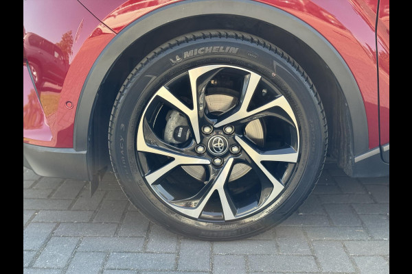 Toyota C-HR 1.8 Hybrid Style Plus | LED pakket, Navigatie, Dodehoekherkenning, Parkeersensoren, Keyless, Stoel + Stuurverwarming