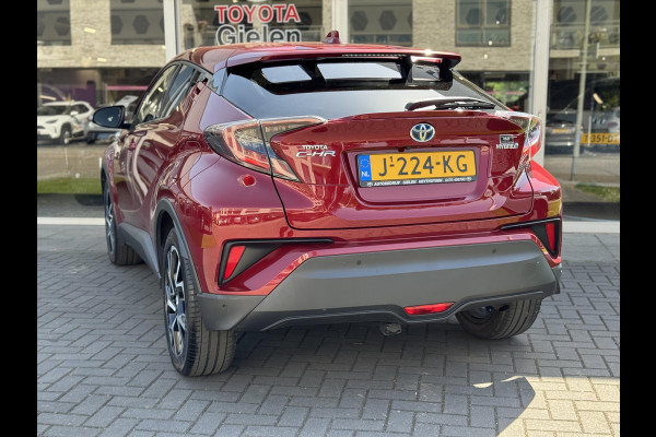 Toyota C-HR 1.8 Hybrid Style Plus | LED pakket, Navigatie, Dodehoekherkenning, Parkeersensoren, Keyless, Stoel + Stuurverwarming