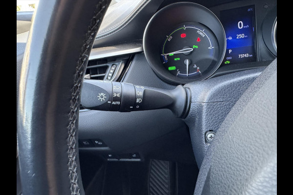 Toyota C-HR 1.8 Hybrid Style Plus | LED pakket, Navigatie, Dodehoekherkenning, Parkeersensoren, Keyless, Stoel + Stuurverwarming