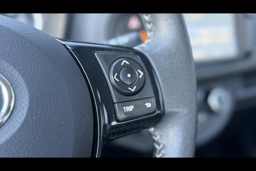 Toyota Yaris 1.5 Hybrid Active | Camera | Navi | Cruise