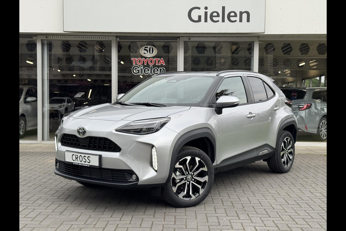 Toyota Yaris Cross 1.5 Hybrid 130PK First Edition Plus | Stoel + Stuurverwarming, Apple CarPlay, Keyless, 17inch, Groot scherm