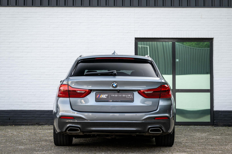 BMW 5 Serie Touring 520i M-Sport Panorama Nappa Leder Orig NL Auto NAP