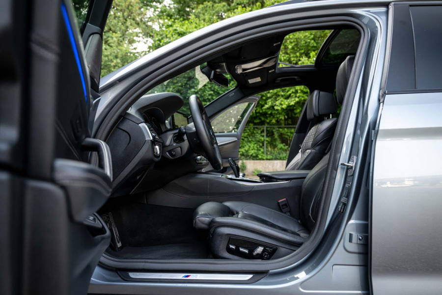BMW 5 Serie Touring 520i M-Sport Panorama Nappa Leder Orig NL Auto NAP
