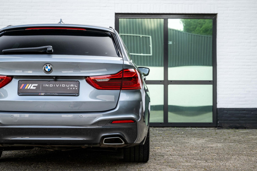 BMW 5 Serie Touring 520i M-Sport Panorama Nappa Leder Orig NL Auto NAP