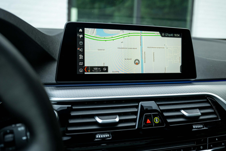 BMW 5 Serie Touring 520i M-Sport Panorama Nappa Leder Orig NL Auto NAP