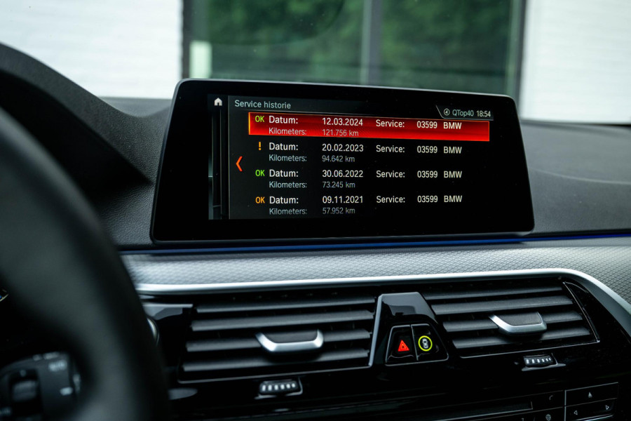 BMW 5 Serie Touring 520i M-Sport Panorama Nappa Leder Orig NL Auto NAP