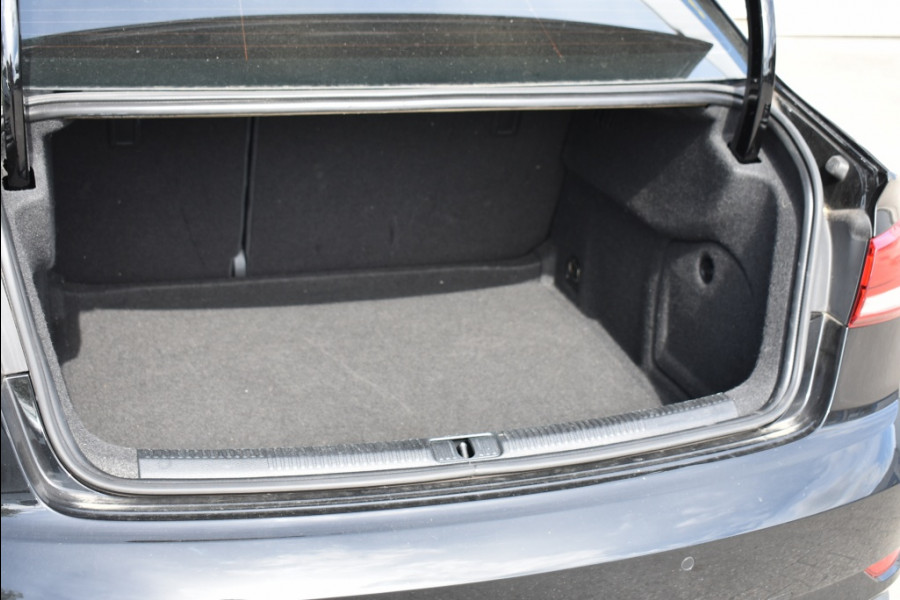 Audi A3 Limousine 30 TFSI Pro Line NAVI, Cruise