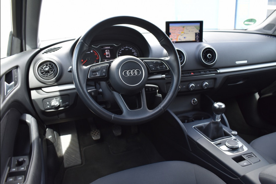 Audi A3 Limousine 30 TFSI Pro Line NAVI, Cruise