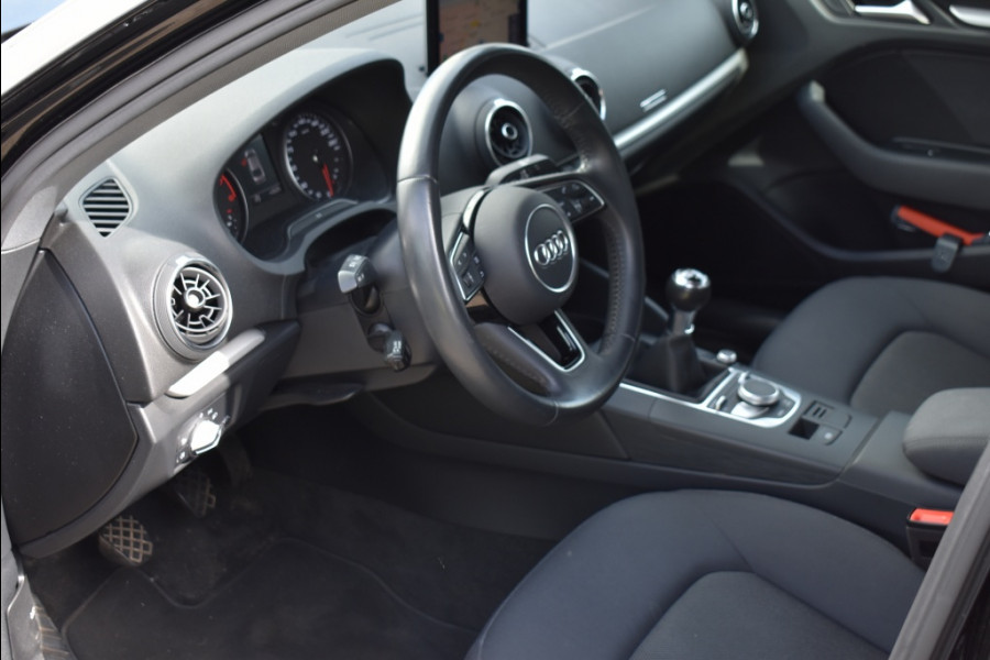 Audi A3 Limousine 30 TFSI Pro Line NAVI, Cruise