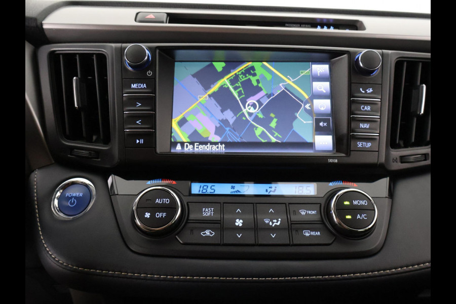 Toyota RAV4 2.5 HYBRID AUTOMAAT LUXURY NAVIGATIE.TREKHAAK.CAMERA.GARANTIE TOT 5-2028