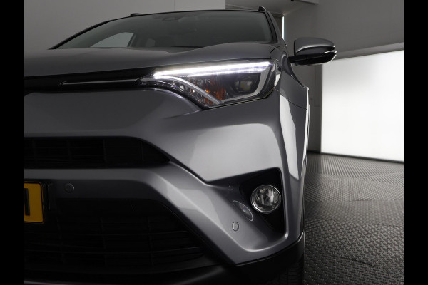 Toyota RAV4 2.5 HYBRID EXECUTIVE-PACK AUTOMAAT 1e Eig. LEDER.NAVI.PDC V+A SLECHTS 79.000 KM. GARANTIE TOT 9-2027