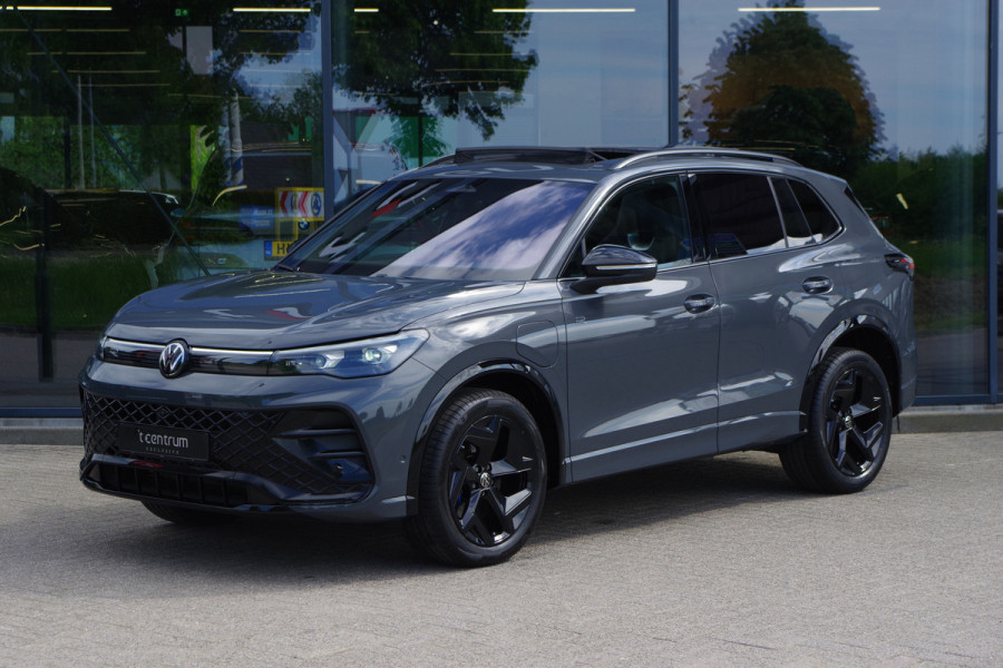 Volkswagen Tiguan 1.5 eHybrid 272 PK R-Line Edition PHEV, Panoramadak, Trekhaak, Harman / Kardon Geluidssysteem, Massage