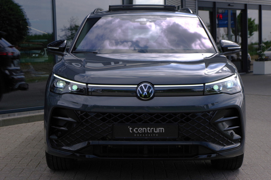 Volkswagen Tiguan 1.5 eHybrid 272 PK R-Line Edition PHEV, Panoramadak, Trekhaak, Harman / Kardon Geluidssysteem, Massage