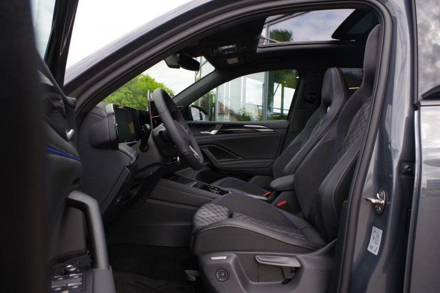 Volkswagen Tiguan 1.5 eHybrid 272 PK R-Line Edition PHEV, Panoramadak, Trekhaak, Harman / Kardon Geluidssysteem, Massage