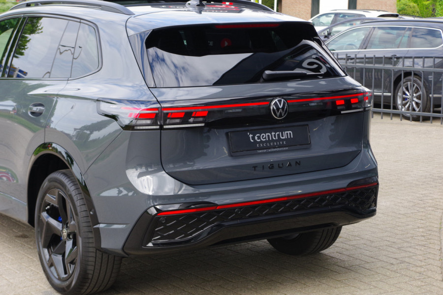 Volkswagen Tiguan 1.5 eHybrid 272 PK R-Line Edition PHEV, Panoramadak, Trekhaak, Harman / Kardon Geluidssysteem, Massage