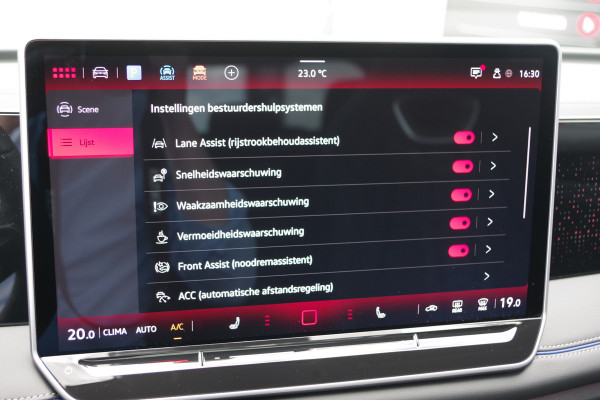 Volkswagen Tiguan 1.5 eHybrid 272 PK R-Line Edition PHEV, Panoramadak, Trekhaak, Harman / Kardon Geluidssysteem, Massage