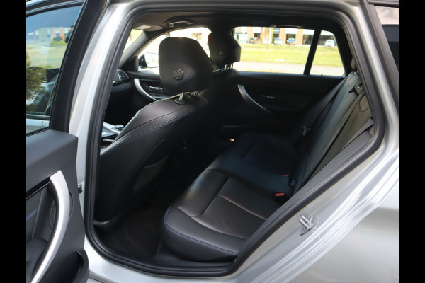 BMW 3 Serie Touring 318i M Sport Edition Automaat