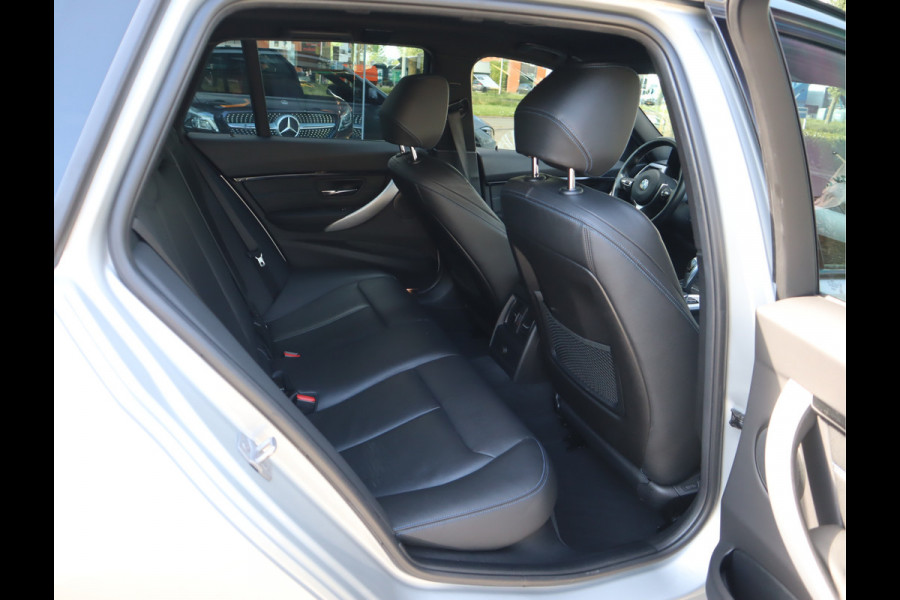 BMW 3 Serie Touring 318i M Sport Edition Automaat
