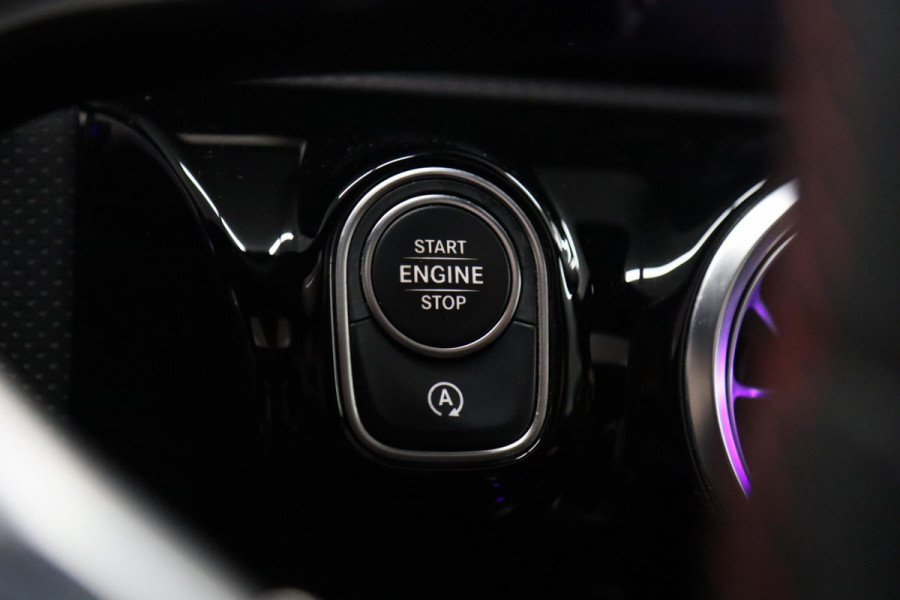 Mercedes-Benz A-Klasse 220 AMG /PANODAK/CAM/MEOMORY/LANE/VOL