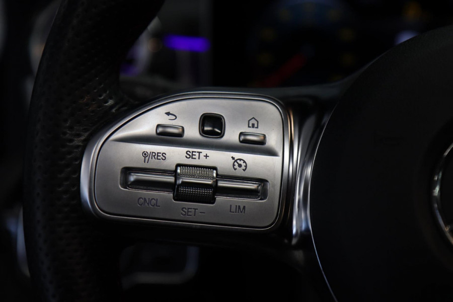 Mercedes-Benz A-Klasse 220 AMG /PANODAK/CAM/MEOMORY/LANE/VOL