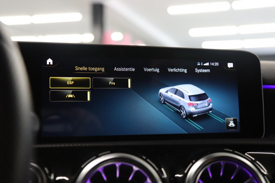 Mercedes-Benz A-Klasse 220 AMG /PANODAK/CAM/MEOMORY/LANE/VOL
