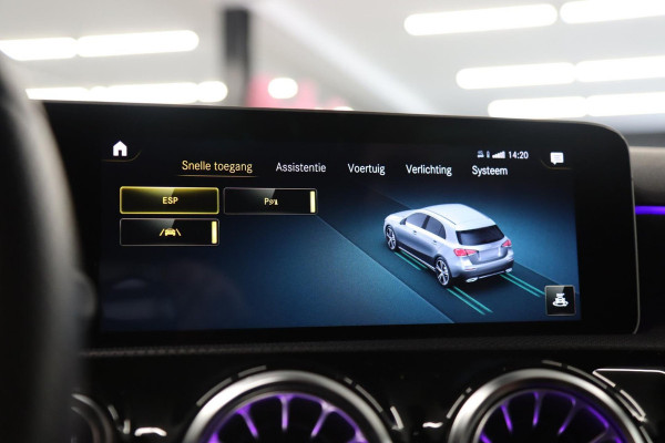 Mercedes-Benz A-Klasse 220 AMG /PANODAK/CAM/MEOMORY/LANE/VOL