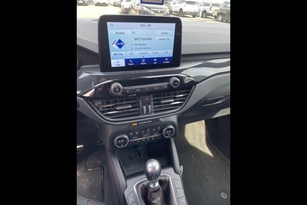 Ford Kuga 1.5 EcoBoost ST-Line 150pk | Winter Pack | Camera | Navigatie | Rode remklauwen