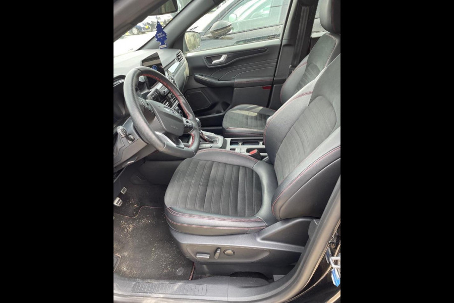 Ford Kuga 1.5 EcoBoost ST-Line 150pk | Winter Pack | Camera | Navigatie | Rode remklauwen