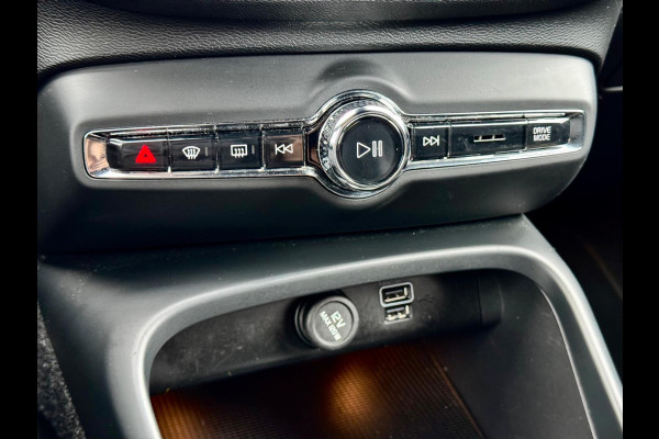 Volvo XC40 1.5 T5 Recharge R-Design Camera/Alcantara