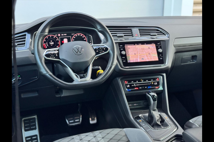 Volkswagen Tiguan 1.5 TSI R-Line Camera/Matrix/Dodehoek/ACC