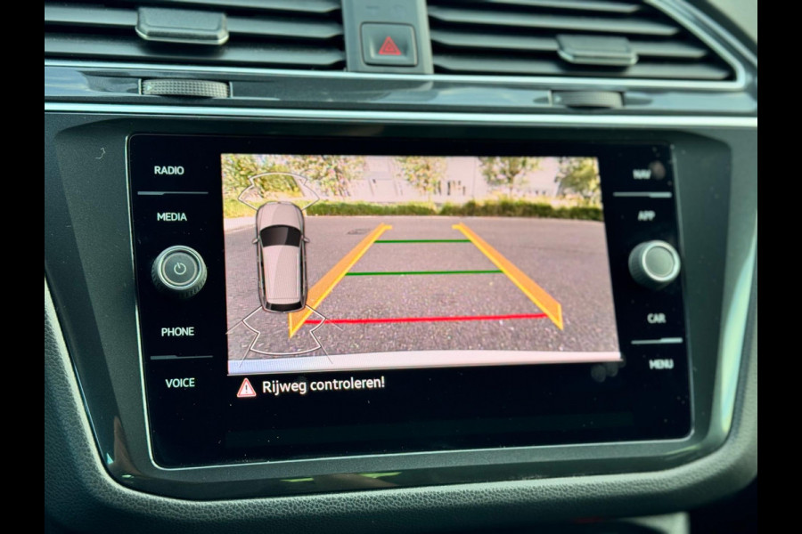 Volkswagen Tiguan 1.5 TSI R-Line Camera/Matrix/Dodehoek/ACC