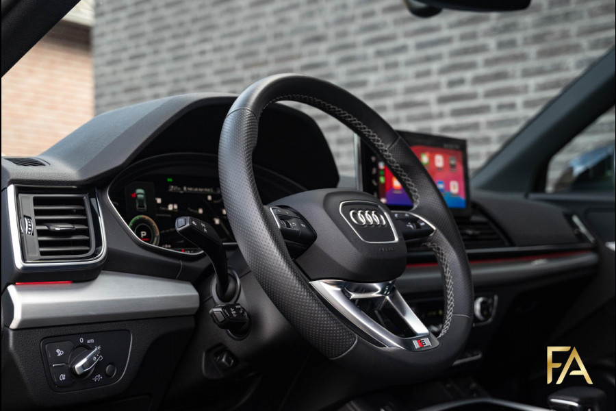 Audi Q5 Sportback 55 TFSI e S edition Luchtvering|MatrixLED|21Inch|FullBlack|367PK
